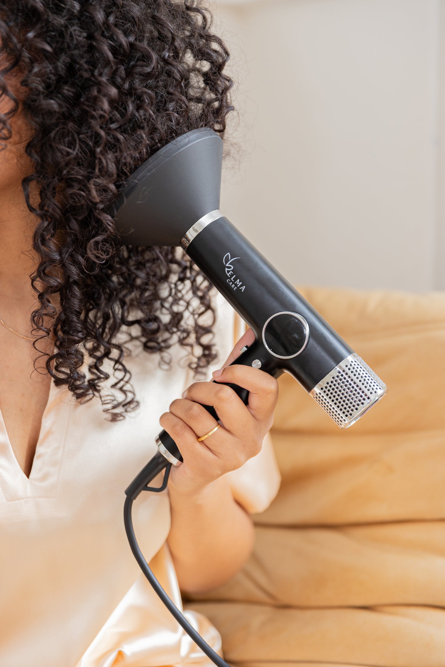 Sèche-cheveux Ionique Kelma Care